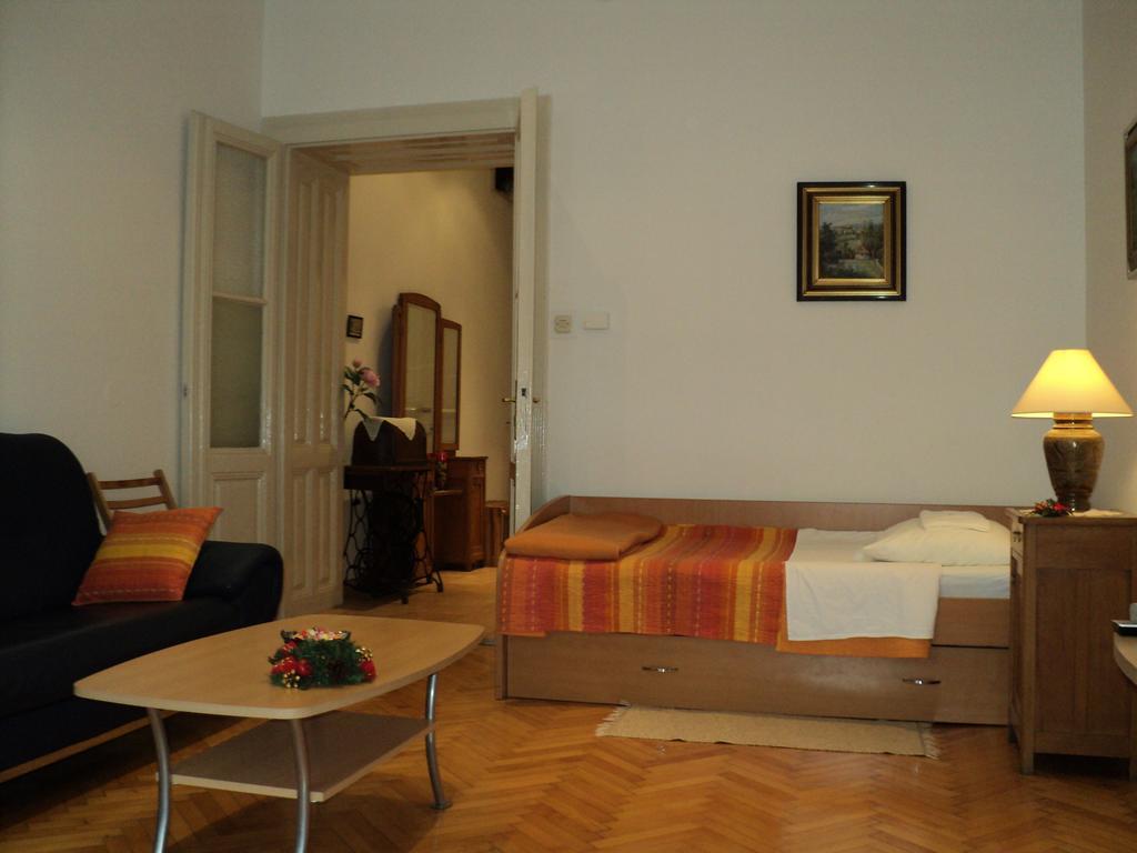 Apartment Horvat Zagreb Rom bilde
